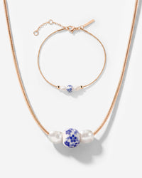 [[Color:Rose Gold]]
