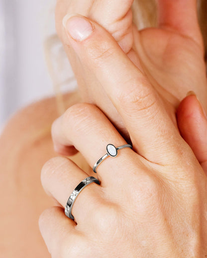 Oval Ring Silver