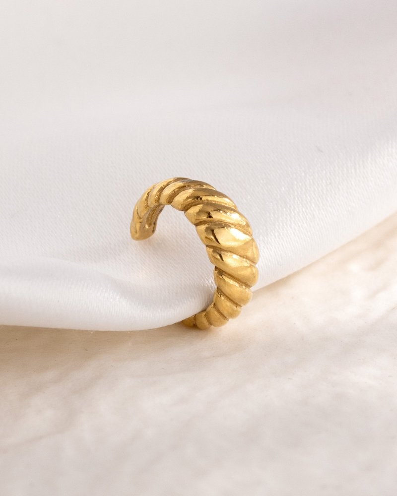 Towel Twist Ear Cuff Silver