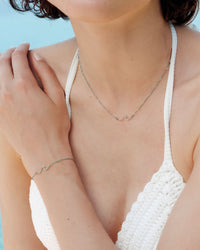 [[Farbe:Silber,shopthelook]]