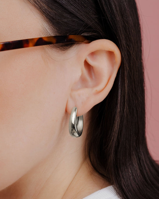 Seeker Hoops Medium Silver