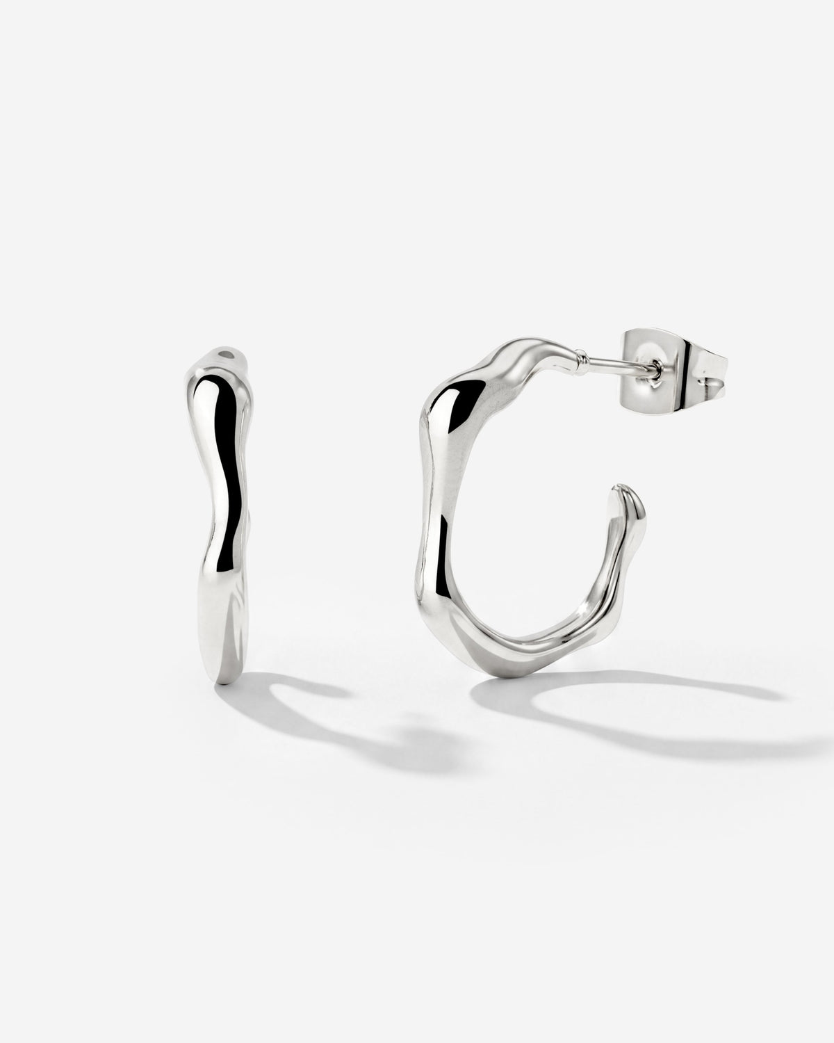 Solar Wave Hoop Studs Medium
