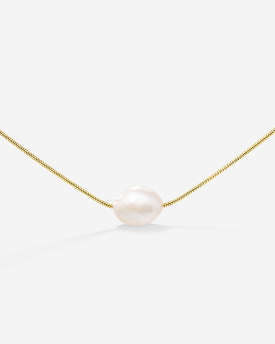 Minimalist Pearl Choker Gold