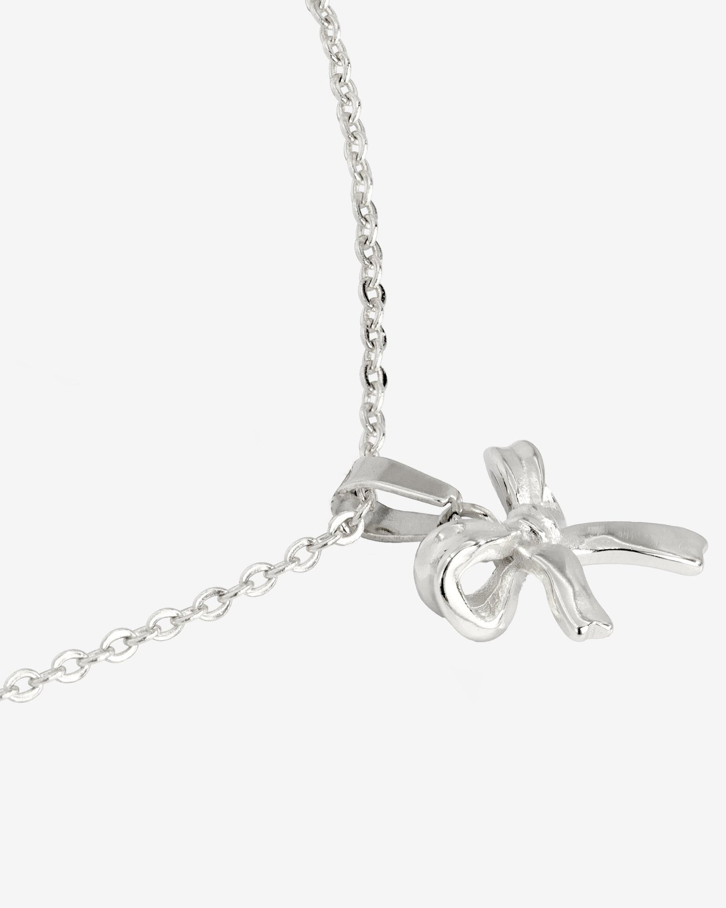 [[Color:Silver]]