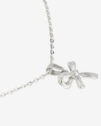 [[Color:Silver]]