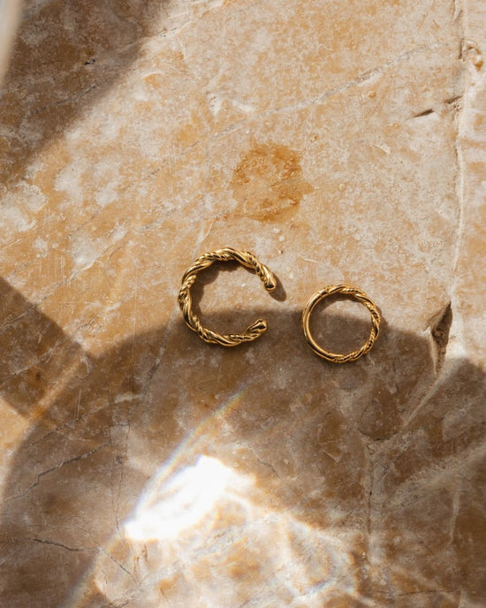 Curly Twist Ear Cuff Silver