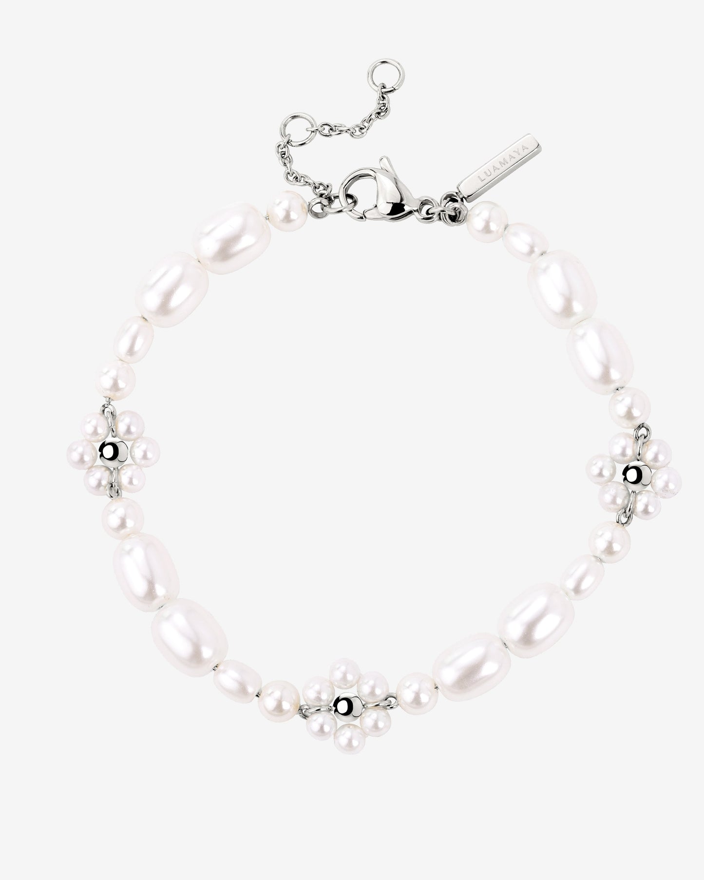 [[Color:Silver]]