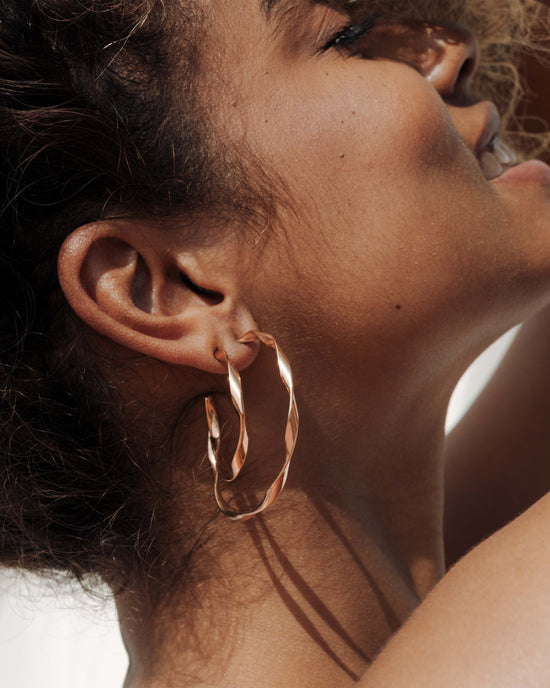 Sahira Hoop Studs Large Rose Gold