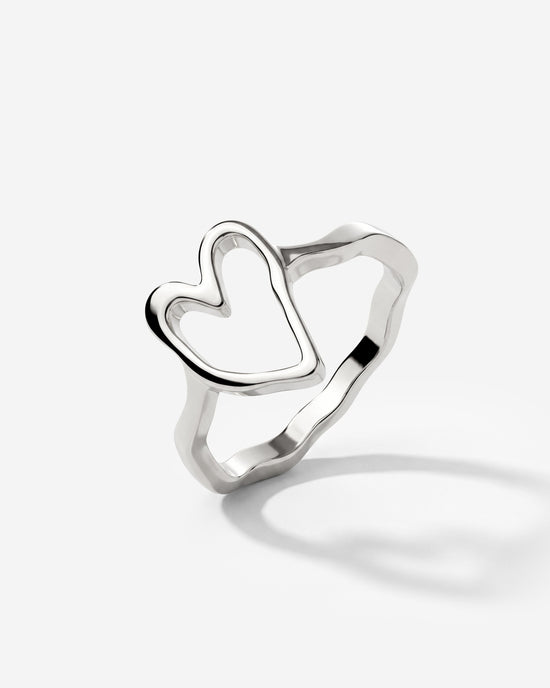 Flowy Heart Ring Silver