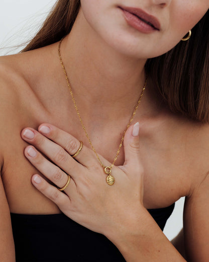 Serenity Singapore Chain Necklace Set gold