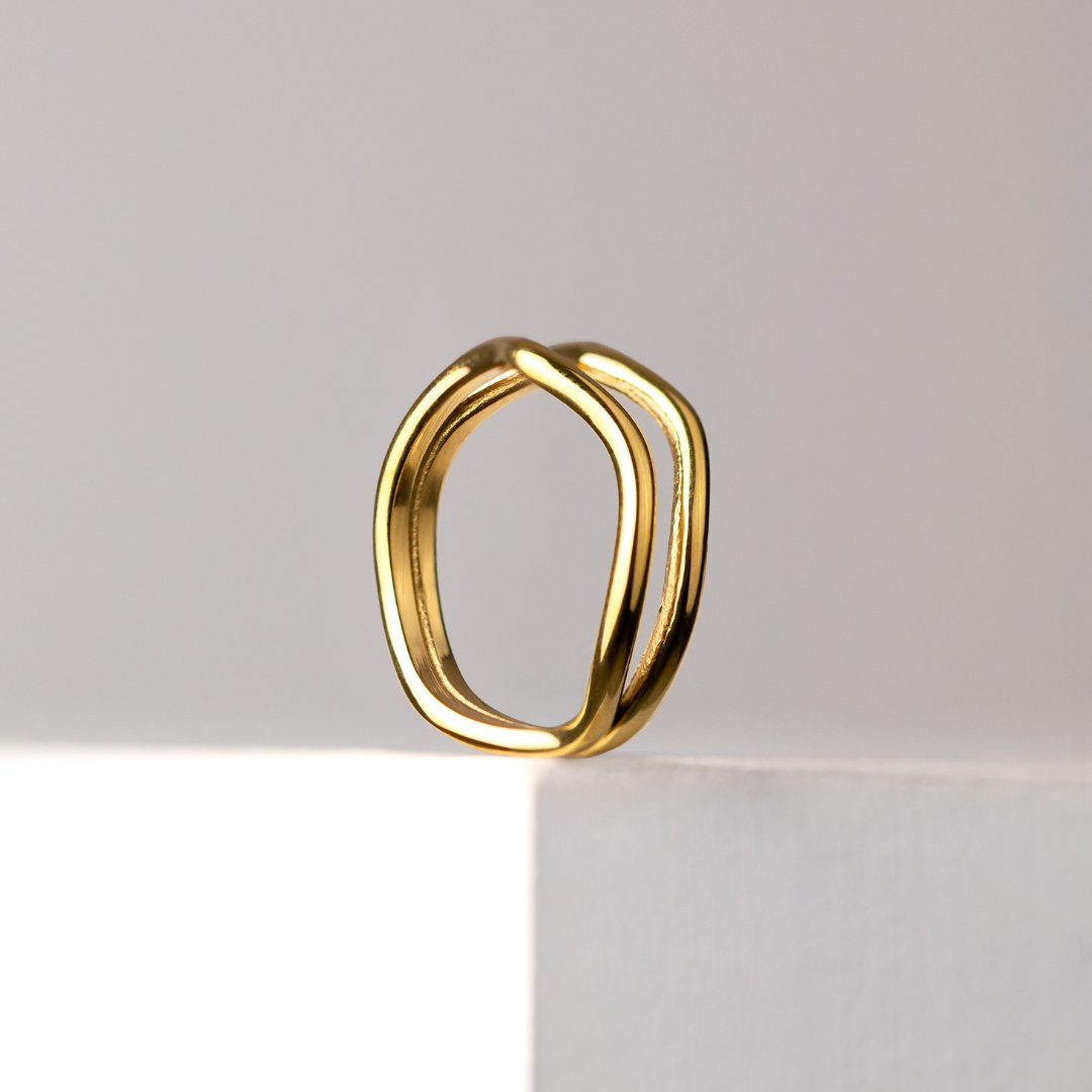 Double Wave Ring Stud Earrings Gold