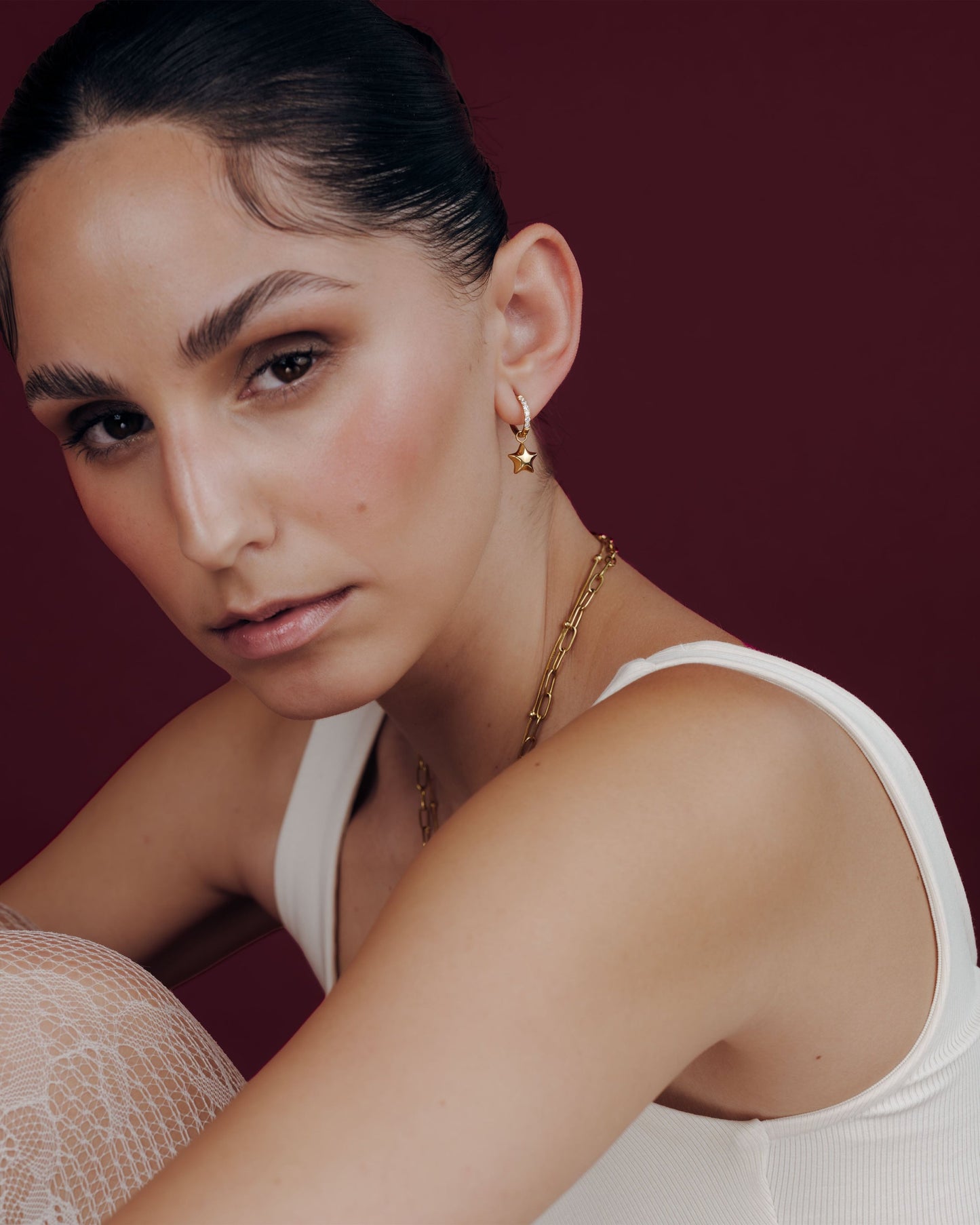 [[Color:gold,shopthelook]]