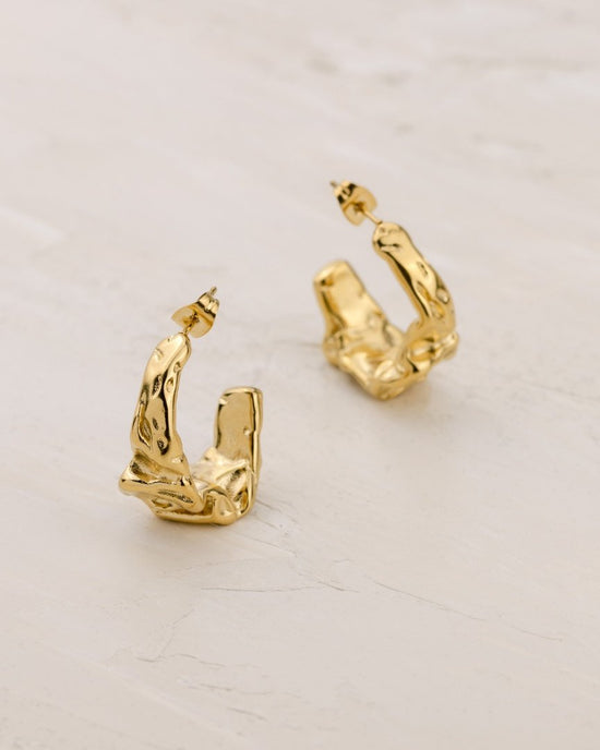 Crinkled Hoop Studs Silver
