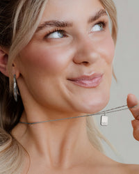 [[Farbe:Silber,shopthelook]]