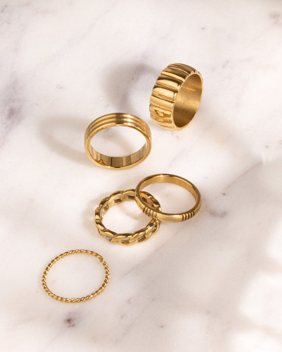 Azora Ring Silver