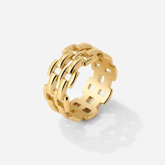 Reverie Ring Stud Earrings Gold