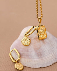 [[Farbe:Gold]]