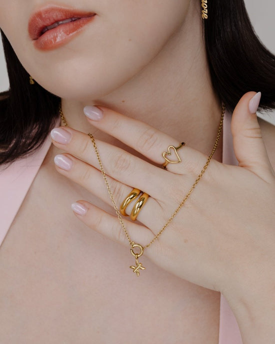 Classic Chain Charm Necklace Set