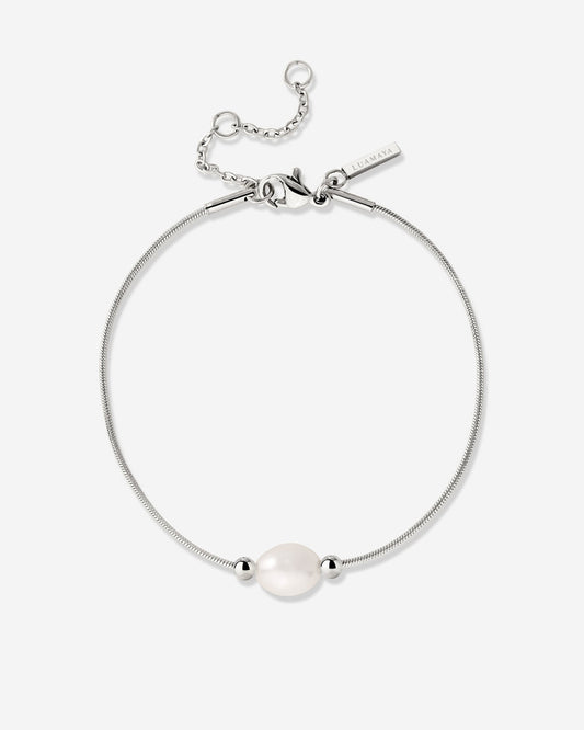 Minimalist Pearl Bracelet Silver