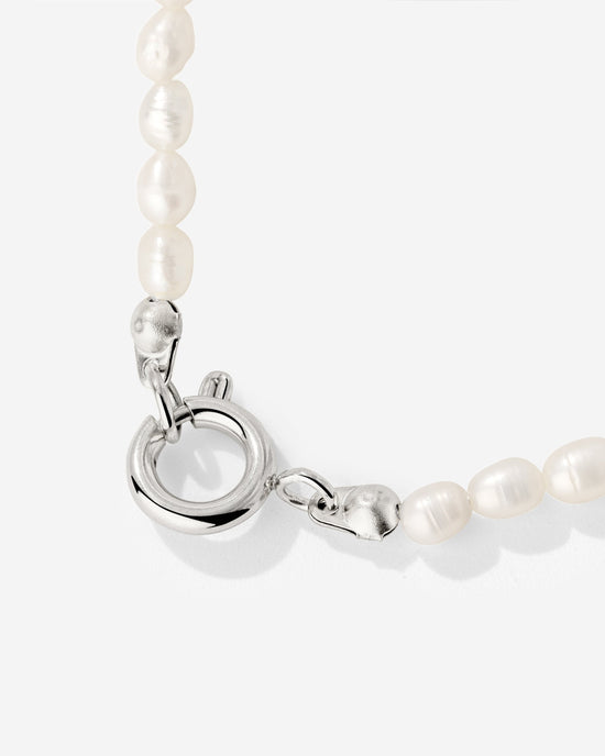 Pearly Charm Necklace Silver