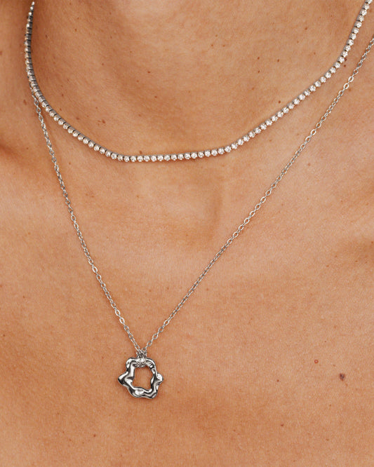 Melting Donut Necklace Silver