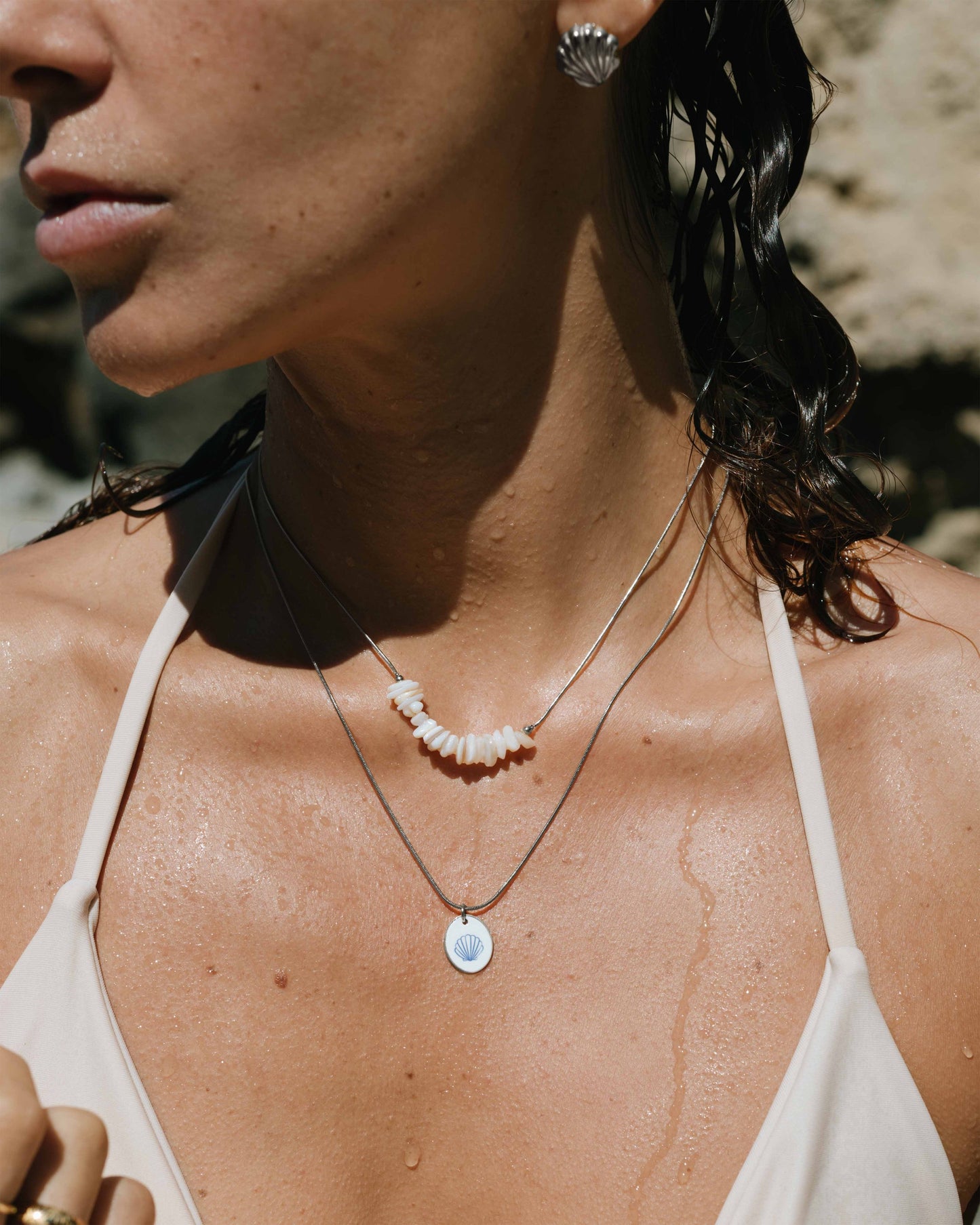 [[Color:Silver,shopthelook]]