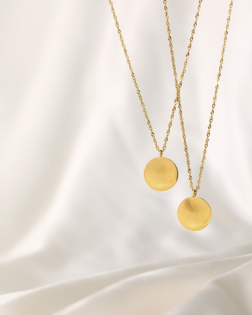 [[Farbe:Silber]]
