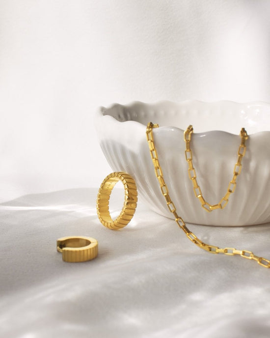 Striped Ring Bold gold