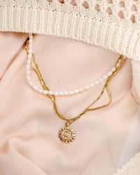 [[Color:Rose Gold]]