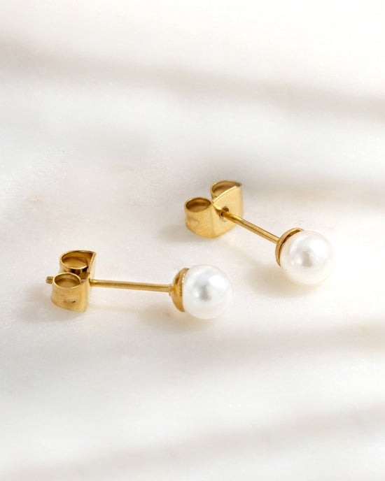 Pretty Pearl Studs gold