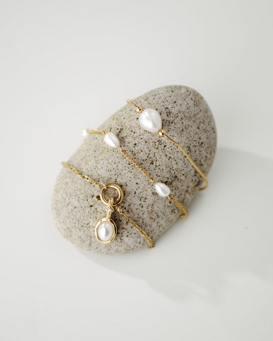 Pearl after Pearl Bracelet Gold