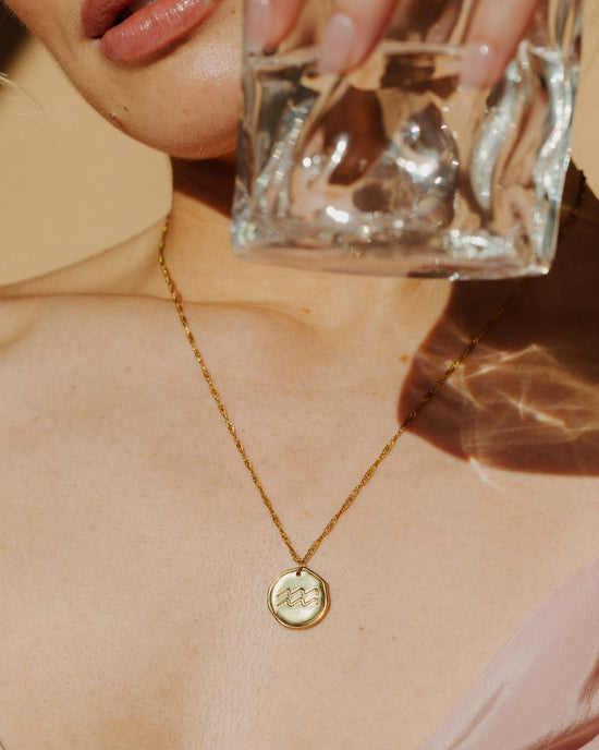 Zodiac Necklace – Aquarius Gold