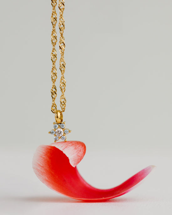 Sparkling Blue Petal Necklace Rose Gold