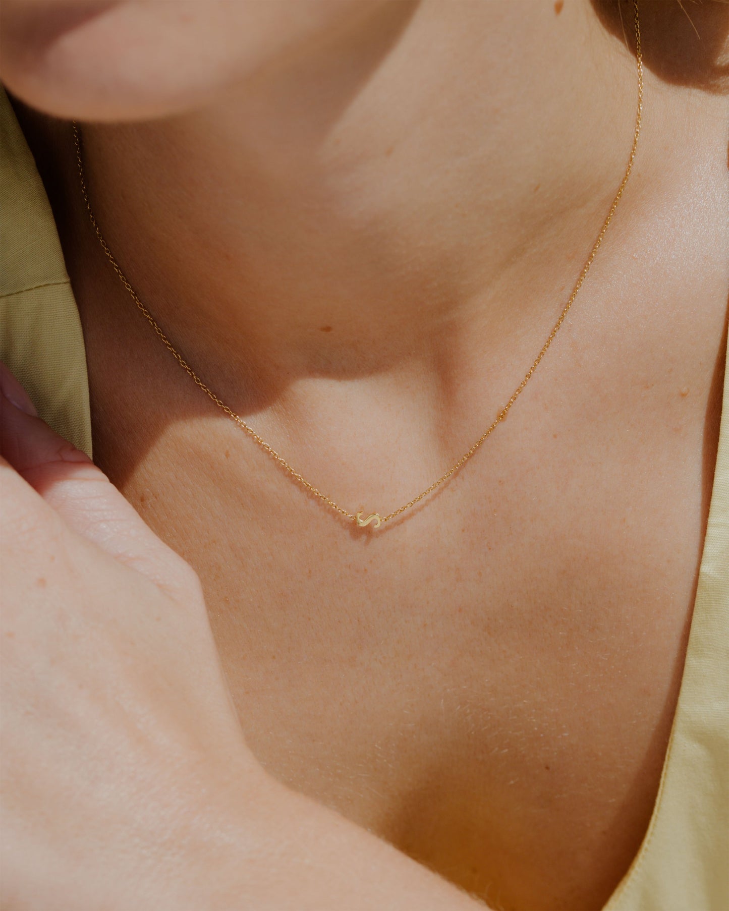 [[Color:Gold]]