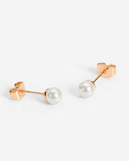 Pretty Pearl Studs Rose Gold