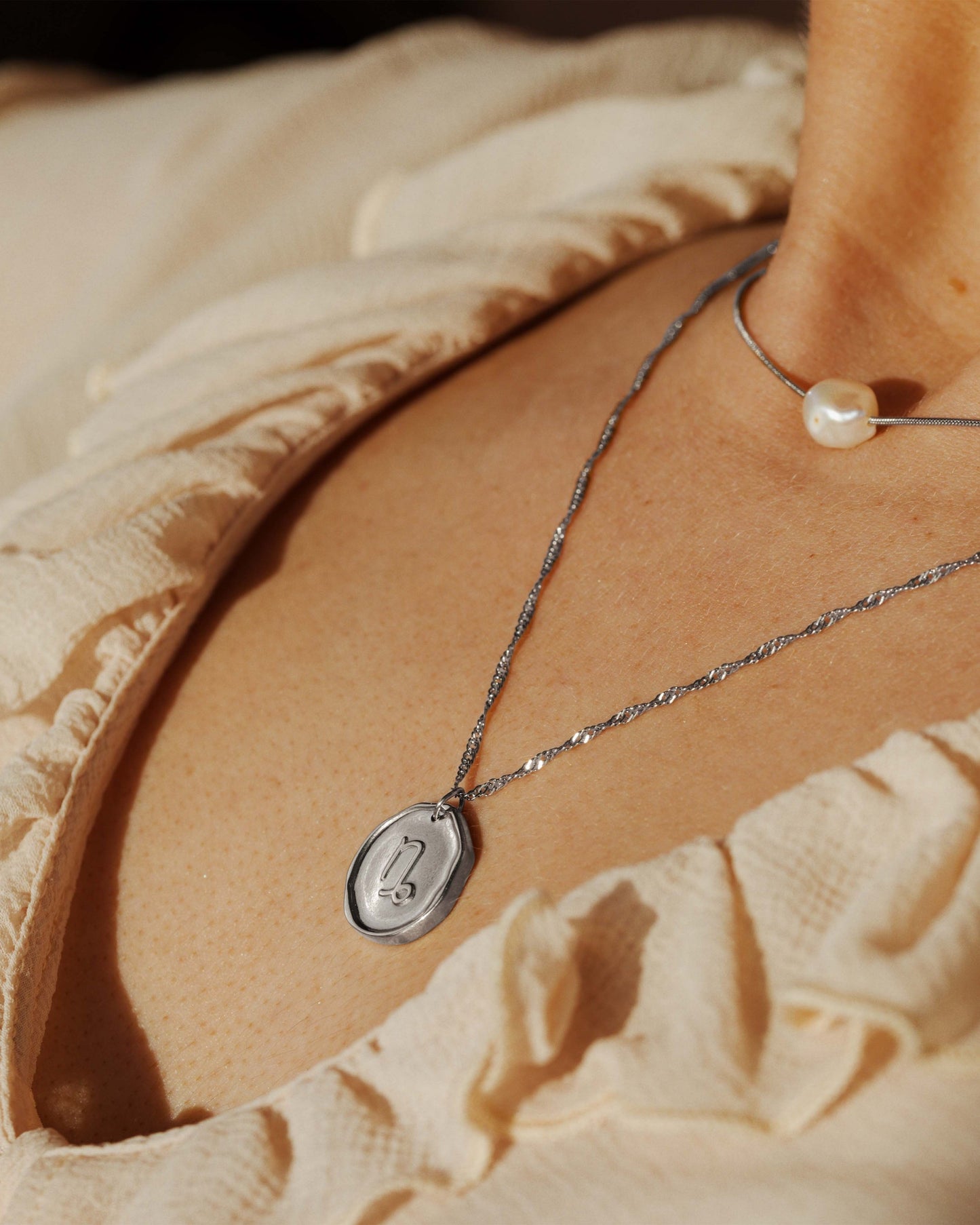 [[Farbe:Silber,shopthelook]] lua-283