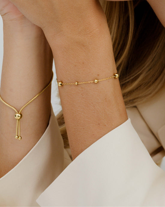 Simple Elegance Bracelet Gold