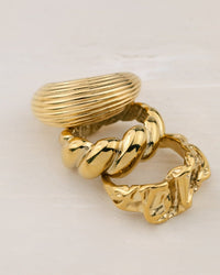 [[Farbe:Gold]]