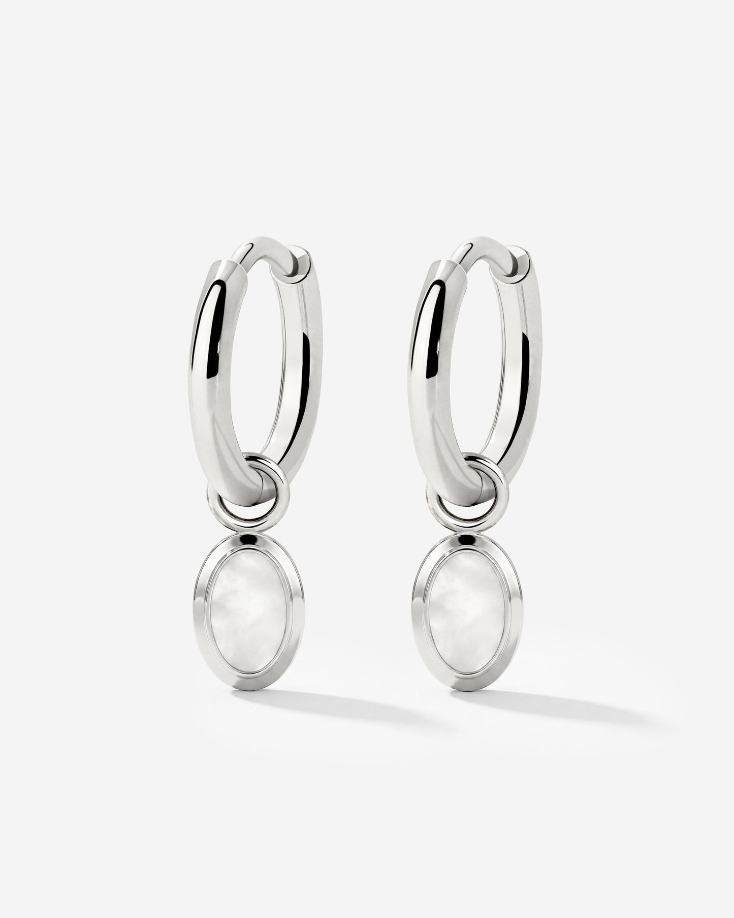 [[Color:Silver]]
