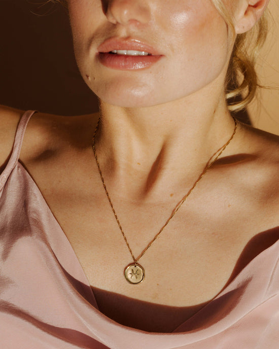 Zodiac Necklace – Pisces Gold