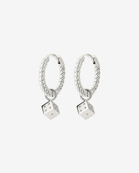 [[Color:Silver]]