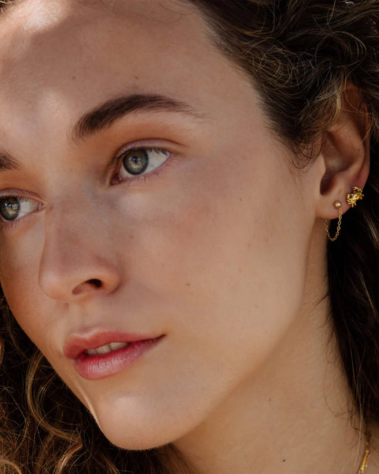 Crab Chaser Studs gold