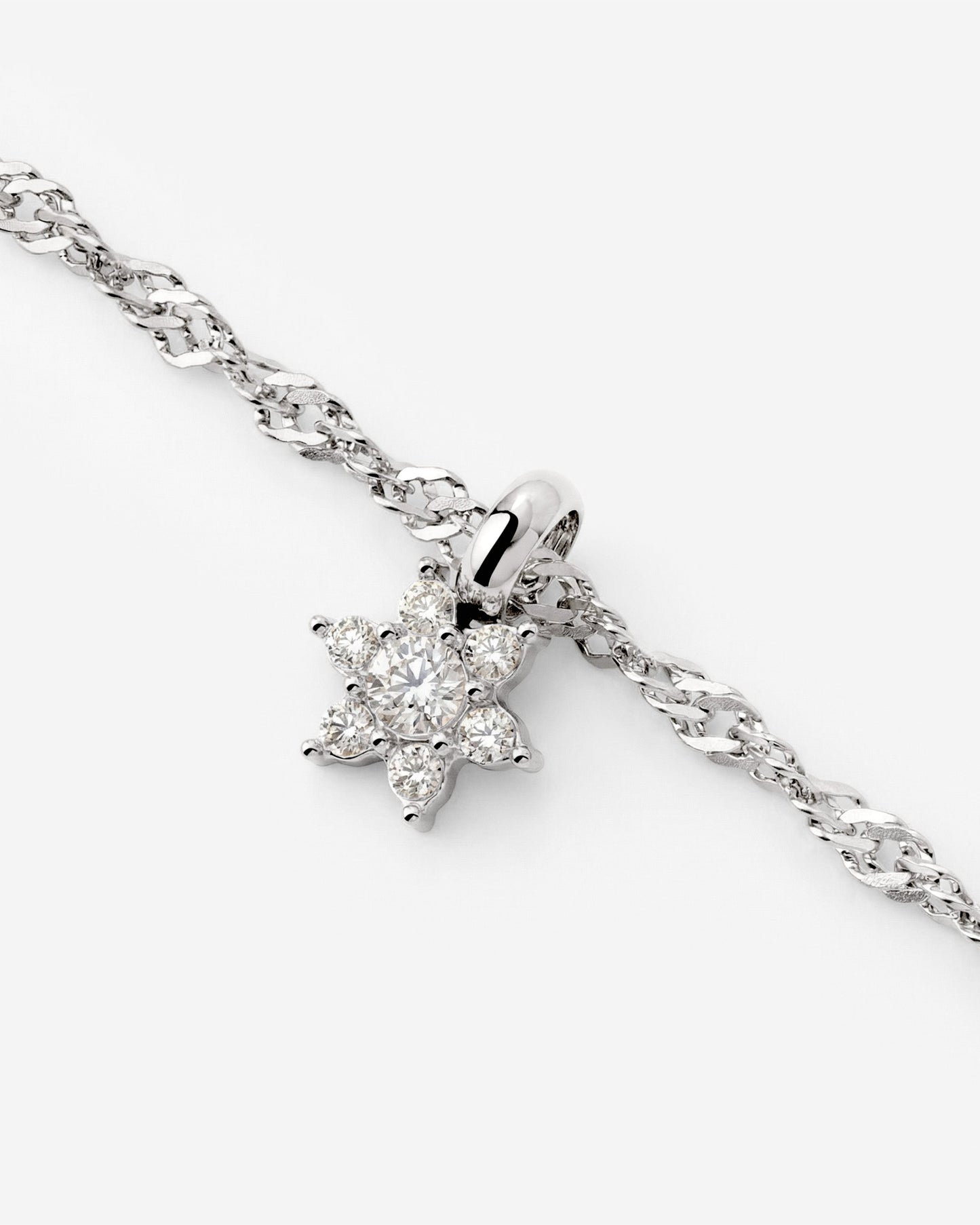 [[Color:Silver]]