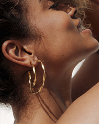 [[Color:Gold]]
