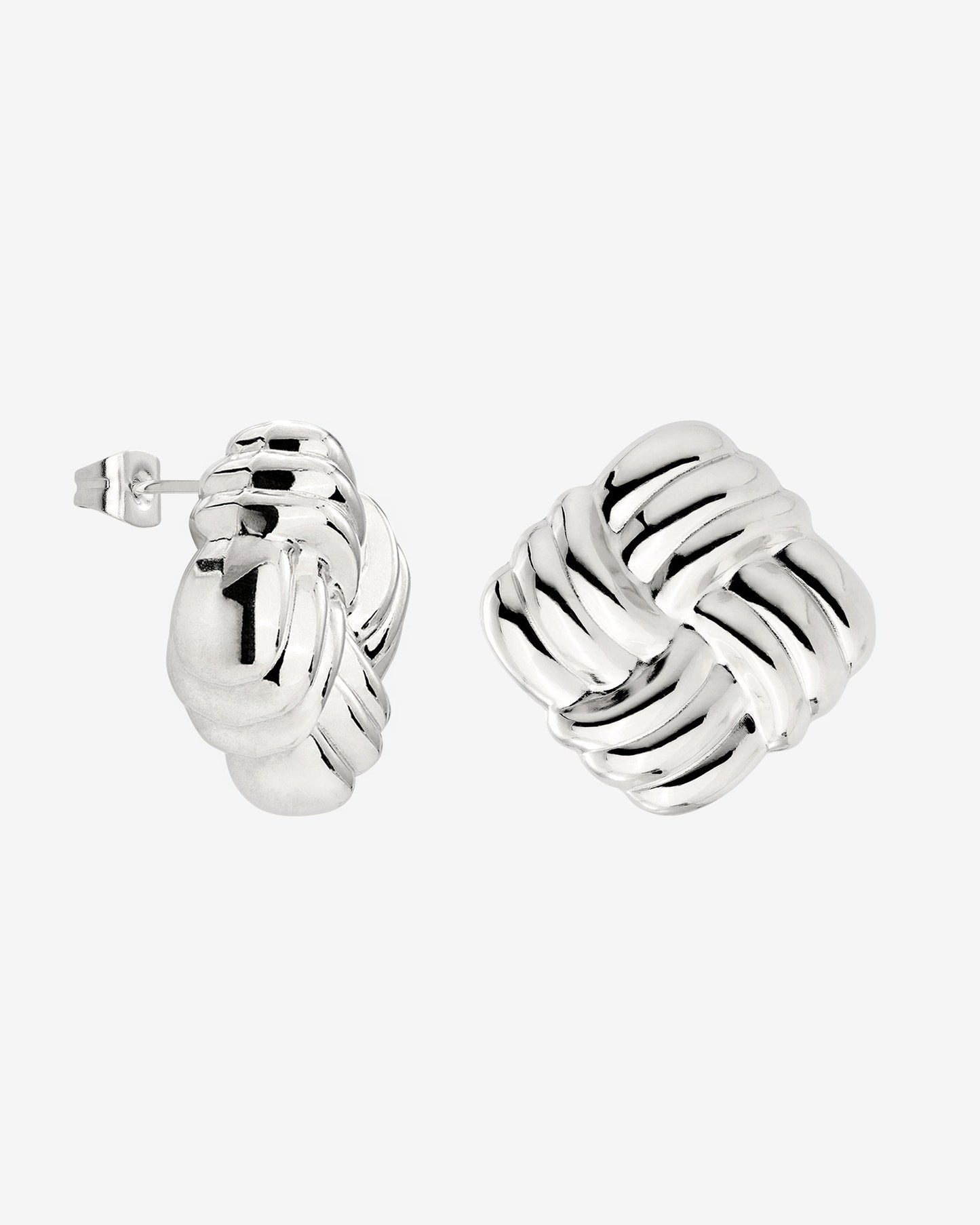 [[Color:Silver]]