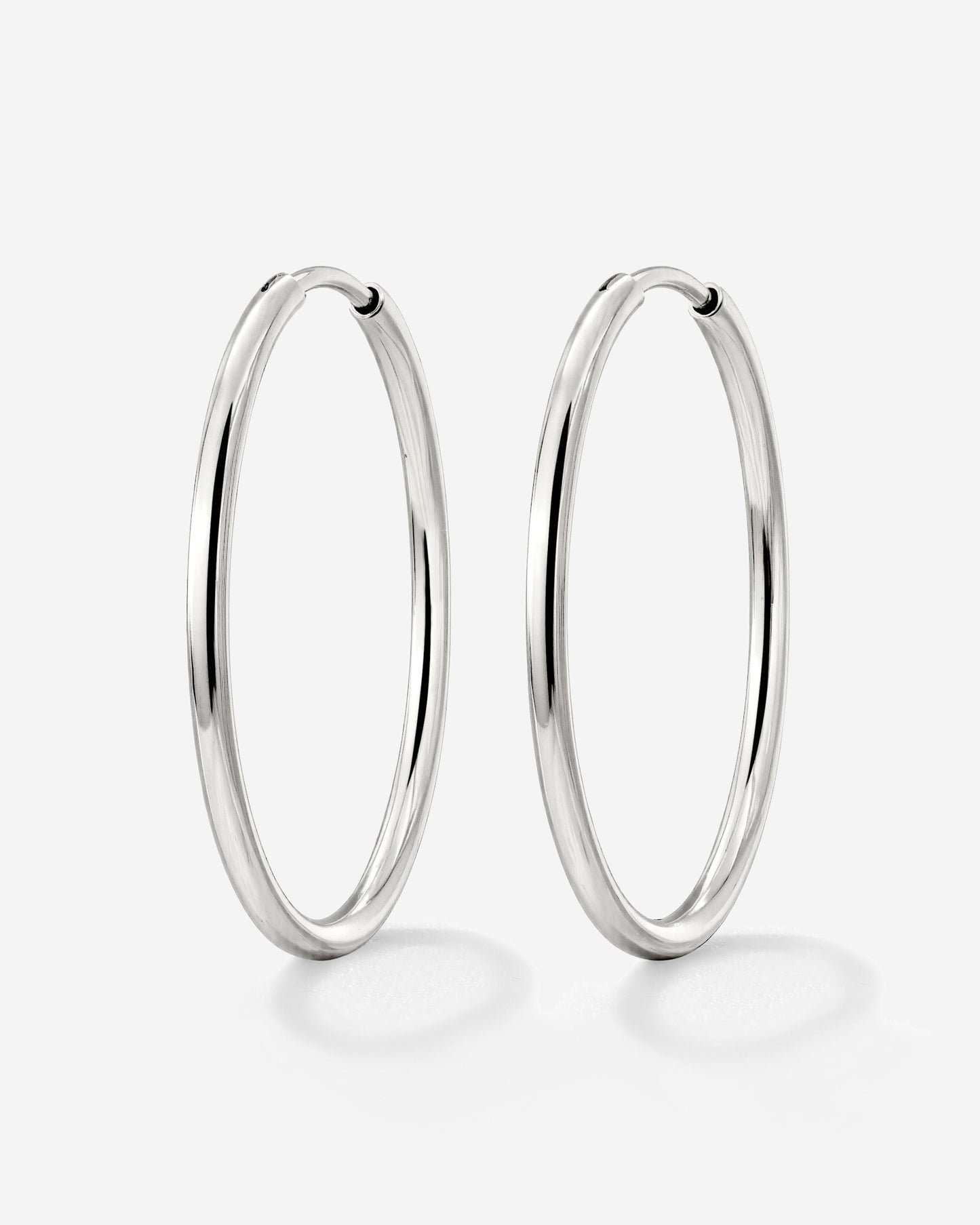 [[Color:Silver]]