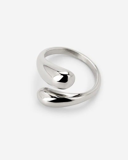 Gentle Embrace Ring Silver