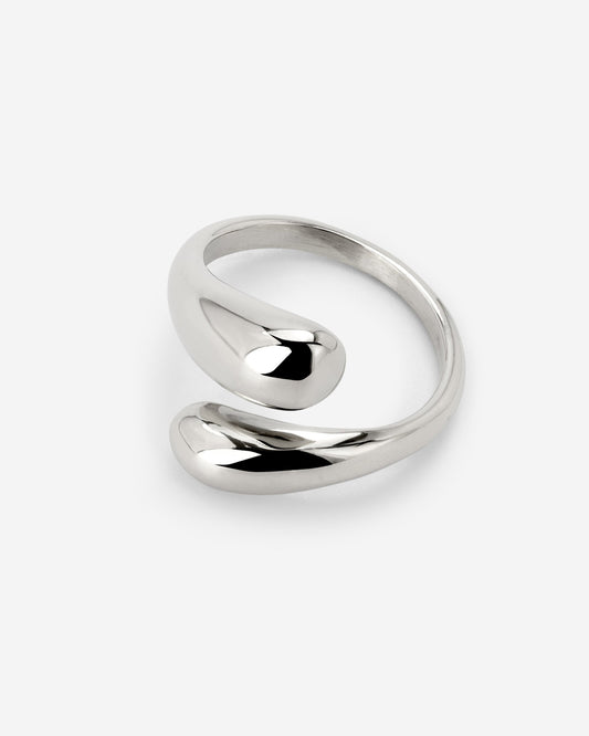 Gentle Embrace Ring Silver