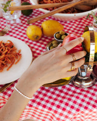 [[Color:Rose Gold,shopthelook]]
