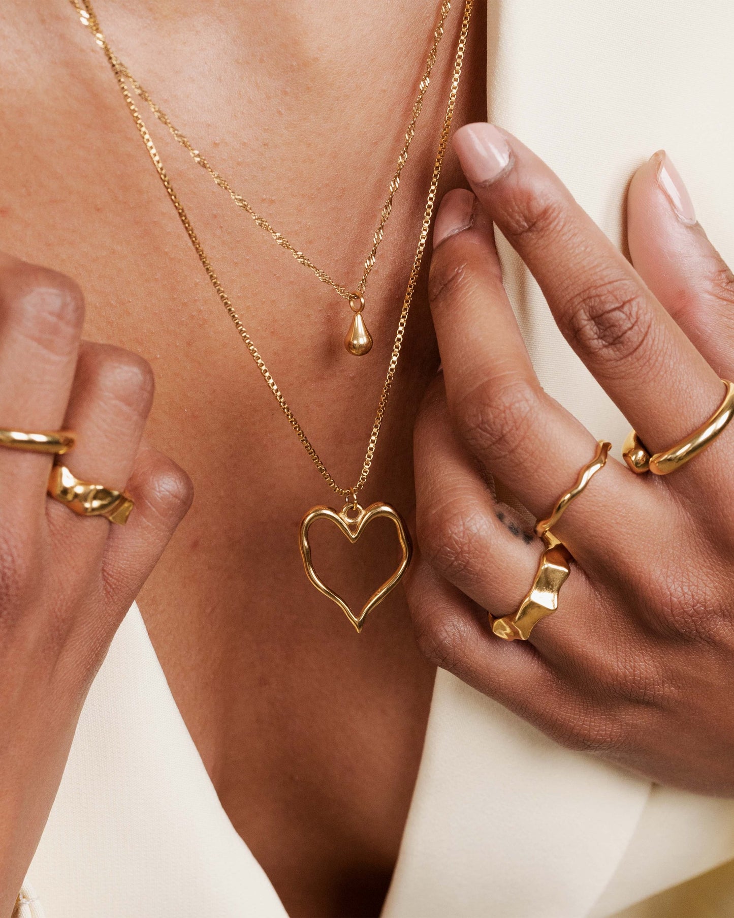 [[Farbe:Gold,shopthelook]]